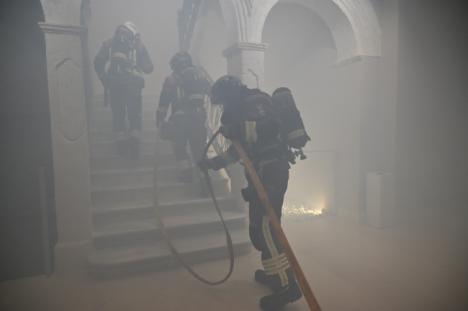 Éxito en el desalojo de la Casa Consistorial de Almería tras un ensayo general de emergencias