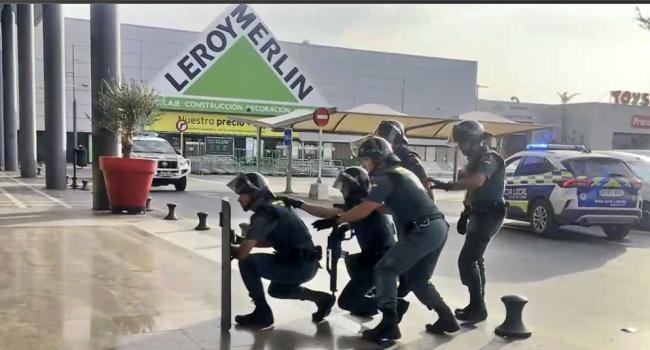 Simulacro de toma de rehenes en el Gran Plaza