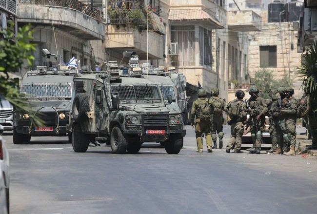 Israel mata a dos palestinos en Nablús durante una operación militar