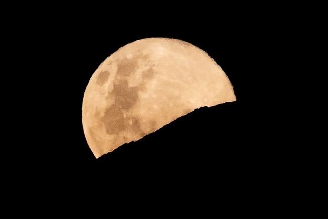 Última superluna del año no se repetirá hasta 2042