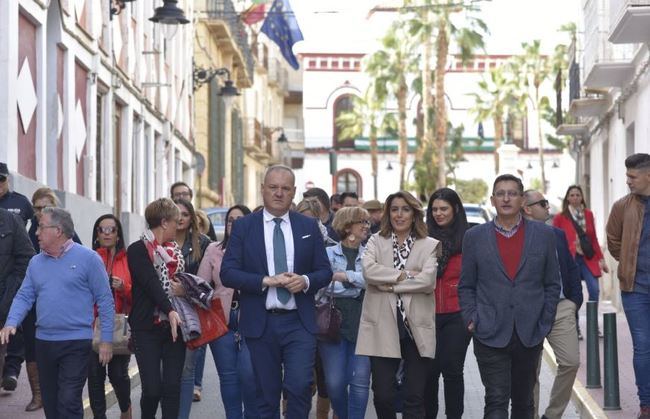 Susana Díaz destaca el compromiso de Pedro Sánchez con la desaladora de Cuevas