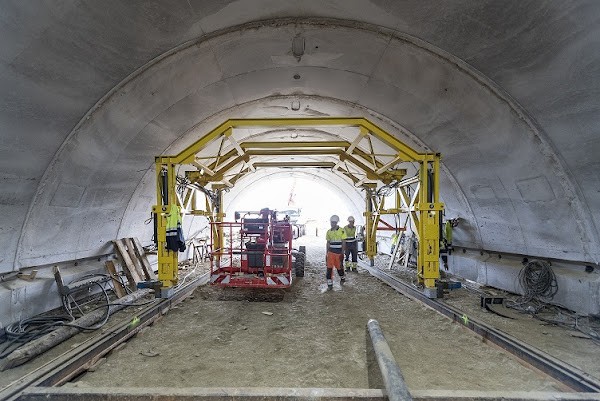 El Corredor Mediterráneo en Almería avanza hacia su finalización con el túnel de Viator casi listo