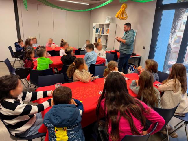 El Aula del Mar fomentó la creatividad y el pensamiento constructivo con el taller ‘Playmobil custom’