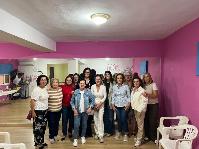 Roquetas de Mar conmemora el 25- con actividades de sensibilización