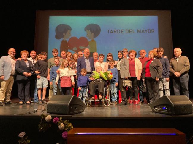 En La Tarde Del Mayor De Vícar se llena de agradecimientos