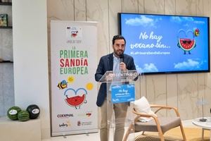 Almería se une para promocionar la sandía con la campaña "No hay verano sin..."