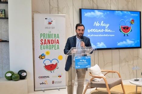 Almería se une para promocionar la sandía con la campaña 'No hay verano sin...'
