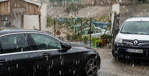 Una intensa tormenta causa cerca de una veintena de incidencias en Almería