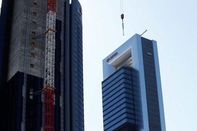 Juez ordena captura de Al Qubaisi por blanqueo en venta de Torre Cepsa
