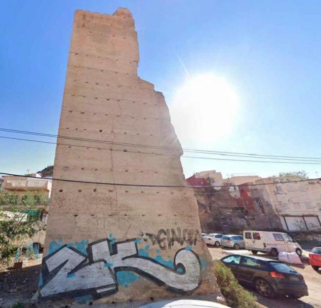 La Junta destina 140.000 euros a restaurar los torreones de la Avenida del Mar en Almería
