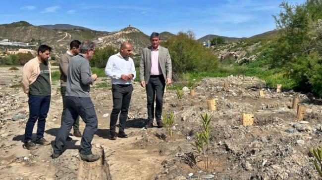 La Junta ultima los trabajos de restauración del río Adra con una inversión de 400.000 euros