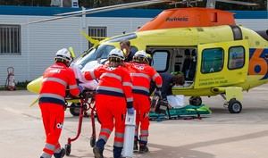 Parapentista herido en Dalías es trasladado al Hospital del Poniente en helicóptero