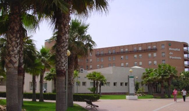 Tres menores intoxicadas por humo en incendio en Roquetas de Mar