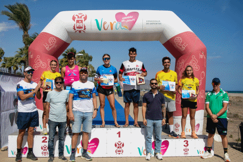 La Playa de Vera se convierte en el escenario del triatlón más emocionante del año