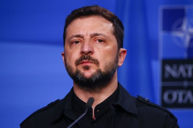 Ucrania llama a EEUU tras la suspensión del envío de armas esenciales