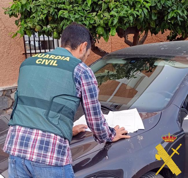 Acusado de eludir 7.700 euros en multas de tráfico mientras estaba en prisión
