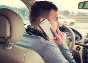 Nuevos radares inteligentes en España detectan infracciones al volante