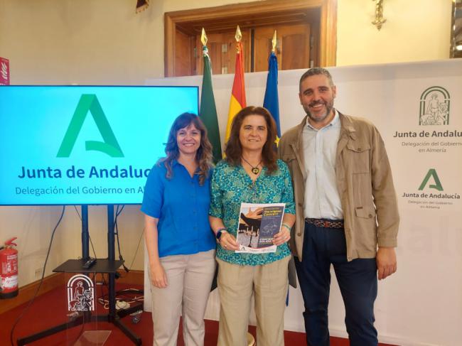 Velas solidarias en un concierto en La Alcazaba por Autismo Dárata