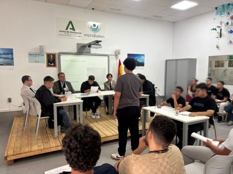 Juventud almeriense participa en 'roleplay' judicial para entender el daño a las víctimas