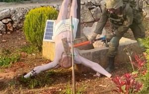 Soldado israelí destruye estatua de Jesús en Líbano, Netanyahu reacciona