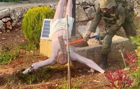 Soldado israelí destruye estatua de Jesús en Líbano, Netanyahu reacciona
