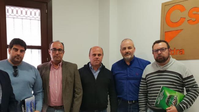Ciudadanos se reúne con Jusapol para tratar la equiparación salarial