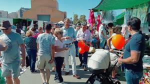 Vicente García expone al comercio ambulante las políticas fiscales de Ciudadanos