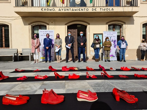 Ayuntamientos de Cs en Almería muestran su rechazo a la Violencia Machista