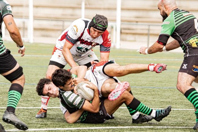 URA paga la falta de ritmo en la primera jornada