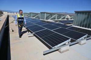 Mejora de eficiencia energética del Palacio de Congresos y del Pabellón de Deportes de El Toyo