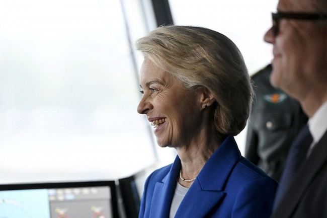 Von der Leyen destaca la defensa de Ucrania en su visita a la frontera polaco-bielorrusa