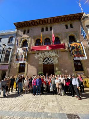 Los mayores de Vícar viven el Carnaval de Águilas en su viaje de convivencia