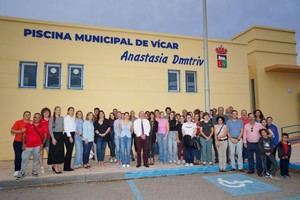 Vícar nombra su piscina en honor a la paralímpica Anastasia Dmytriv