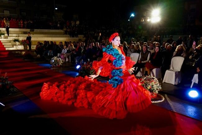 Vícar se afianza en la moda flamenca con éxito del SMFV