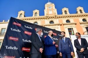 Vicente Del Bosque elogia la apuesta de Almería por la inclusión