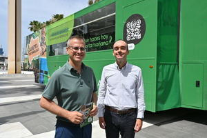 EducaBus aparca en Almería para concienciar sobre el futuro ecológico y la innovación verde