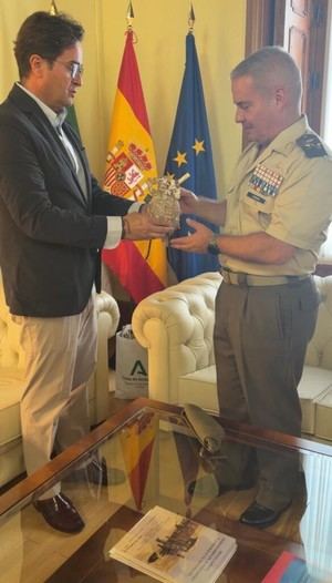 Reunión entre el delegado del Gobierno y el nuevo general de División en Almería