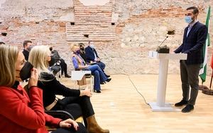 El alcalde celebra el anuncio de 7,4 millones de euros para La Alcazaba