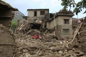 Más de 2.200 muertos tras el terremoto en Afganistán