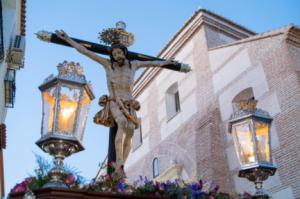 La Expiración del Señor llena la noche de solemnidad y sobrecogimiento en Adra