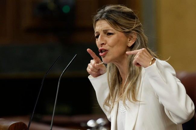 Yolanda Díaz exige a Sánchez un cambio radical en la legislatura