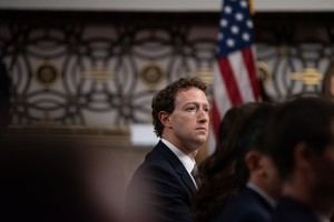 Zuckerberg se disculpa en juicio por el impacto de sus redes en la salud mental