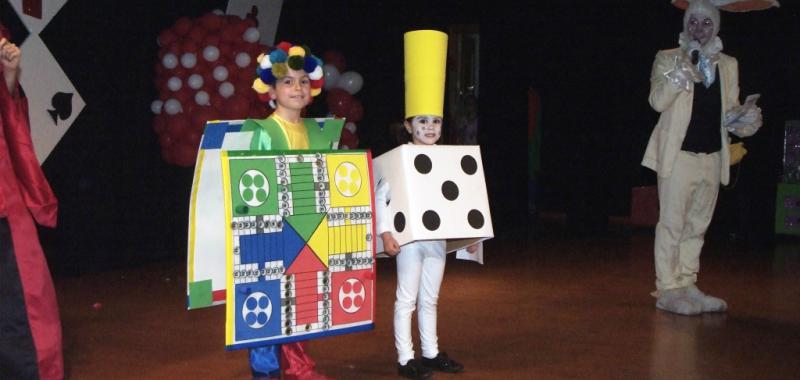 mariposa Resbaladizo viernes Gran participación en la pasarela infantil de disfraces de Roquetas de Mar | Noticias de Almeria mariposa Resbaladizo viernes Gran participación en la pasarela infantil de disfraces de Roquetas de Mar | Noticias de Almeria